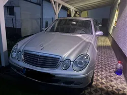 Silber Gebraucht 2005 Mercedes E220 Classic Limousine | 1.500 € (Superpreis)