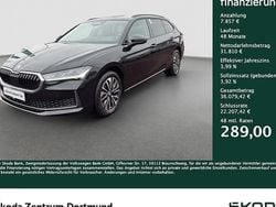 Ebony schwarz metallic Gebraucht 2025 Skoda Superb Selection Kombi | 39.667 € (Superpreis)