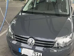 Grau Gebraucht 2020 VW Sharan Match Van / Kleinbus | 26.000 € (Fairer Preis)