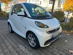 Weiß Gebraucht 2014 Smart ForTwo Coupé Brabus Coupé | 7.400 € (Etwas zu teuer)