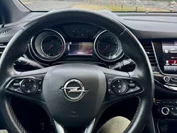 Schwarz Gebraucht 2018 Opel Astra Business Kombi | 7.000 € (Etwas zu teuer)