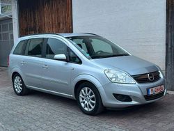 Silber Gebraucht 2009 Opel Zafira Edition Van / Kleinbus | 4.880 € (Teuer)