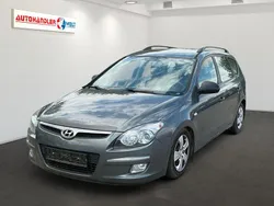 Grau Gebraucht 2010 Hyundai i30 Kombi | 3.699 € (Superpreis)