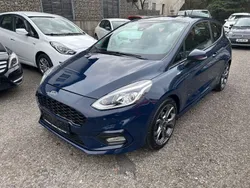 Blau Gebraucht 2018 Ford Fiesta ST-Line Kleinwagen | 10.500 € (Fairer Preis)