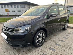 Schwarz Gebraucht 2011 VW Touran Comfortline Van / Kleinbus | 4.999 € (Fairer Preis)
