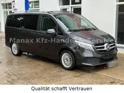 Grau Gebraucht 2021 Mercedes V250 AMG line Van / Kleinbus | 50.000 € (Guter Preis)