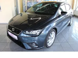 Magnetic tech grey Gebraucht 2024 Seat Ibiza FR Limousine | 17.777 € (Fairer Preis)