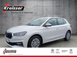 Weiß (candyweiss) Neu 2025 Skoda Fabia Essence Kleinwagen | 18.290 € (Fairer Preis)