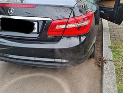 Schwarz Gebraucht 2012 Mercedes E250 Cabrio | 16.000 € (Etwas zu teuer)