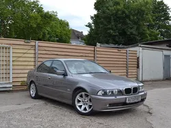 Grau Gebraucht 2002 BMW 520 Lifestyle Limousine | 11.990 €