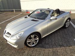 Silber Gebraucht 2008 Mercedes SLK200 Cabrio | 8.590 € (Fairer Preis)