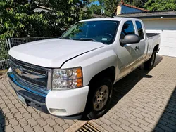 Weiß Gebraucht 2007 Chevrolet Silverado LT Abholung | 7.500 €