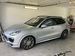 Silber Gebraucht 2016 Porsche Cayenne S SUV | 44.700 € (Teuer)