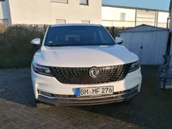 Weiß (metallic) Gebraucht 2021 DFSK Fengon SUV | 18.500 € (Fairer Preis)