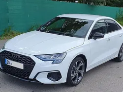 Weiß Gebraucht 2023 Audi A3 Ambiente Limousine | 31.800 € (Teuer)