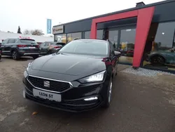 Schwarz Gebraucht 2024 Seat Leon Style Limousine | 32.250 € (Teuer)