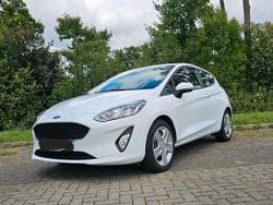 Weiß Gebraucht 2020 Ford Fiesta Kleinwagen | 8.900 € (Guter Preis)