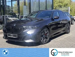 Sophistograu brillanteffekt me Neu 2025 BMW i5 M Sport Limousine | 69.970 € (Superpreis)