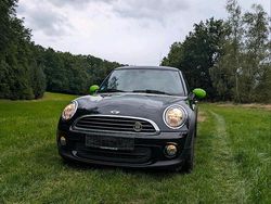 Schwarz Gebraucht 2012 Mini ONE Brick Lane Kleinwagen | 9.500 €