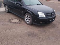 Schwarz Gebraucht 2005 Opel Vectra Limousine | 1.790 € (Fairer Preis)