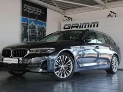 Sophistograu brillanteffekt me Gebraucht 2023 BMW 520 Kombi | 41.300 € (Etwas zu teuer)