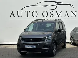 Schwarz Gebraucht 2023 Peugeot Rifter GT Van / Kleinbus | 18.500 € (Fairer Preis)