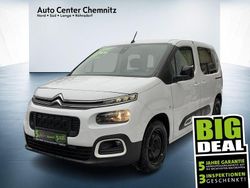 Weiß Gebraucht 2023 Citroën Berlingo Feel Van / Kleinbus | 19.401 € (Fairer Preis)