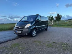 Schwarz Gebraucht 2012 Opel Vivaro Van | 11.999 €