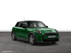 British racing green metallic Gebraucht 2024 Mini Cooper S Coupé Coupé | 33.276 € (Fairer Preis)