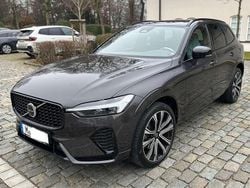 Grau Gebraucht 2021 Volvo XC60 R-Design SUV | 35.500 € (Fairer Preis)