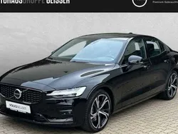 Schwarz Gebraucht 2023 Volvo S60 Ultimate Limousine | 37.890 € (Fairer Preis)