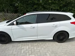 Weiß Gebraucht 2014 Ford Focus ST Kombi | 14.700 € (Teuer)