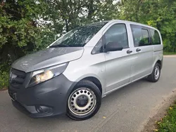 Silber Gebraucht 2019 Mercedes Vito Van / Kleinbus | 17.790 €