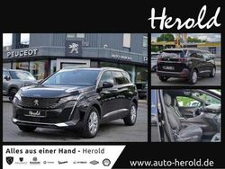 Schwarz Gebraucht 2023 Peugeot 5008 Allure SUV | 27.900 € (Etwas zu teuer)