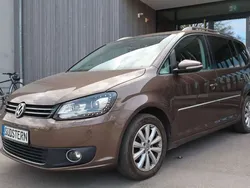 Braun Gebraucht 2012 VW Touran Highline Van / Kleinbus | 6.990 € (Guter Preis)