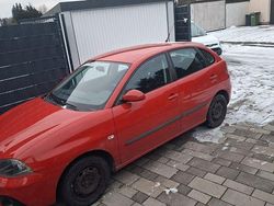 Rot Gebraucht 2007 Seat Ibiza Limousine | 2.950 € (Fairer Preis)