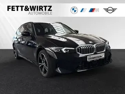 Saphirschwarz metallic Gebraucht 2025 BMW 330 Performance Kombi | 39.999 € (Superpreis)