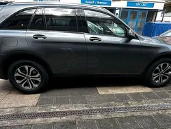 Grau Gebraucht 2018 Mercedes GLC220 SUV | 22.999 € (Guter Preis)