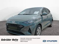 Grün Neu 2025 Hyundai i10 Select Kleinwagen | 15.990 € (Guter Preis)
