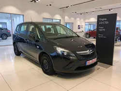 Schwarz Gebraucht 2013 Opel Zafira Van / Kleinbus | 5.800 € (Fairer Preis)