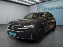 Schwarz Gebraucht 2024 VW Touareg SUV | 65.299 € (Etwas zu teuer)