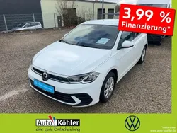 Pure white Gebraucht 2024 VW Polo Life Kleinwagen | 17.370 € (Guter Preis)