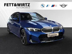 Portimao blau metallic Gebraucht 2024 BMW 330 M Sport Kombi | 44.444 € (Guter Preis)