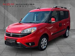 Rot Gebraucht 2017 Fiat Doblò Van / Kleinbus | 10.890 € (Guter Preis)