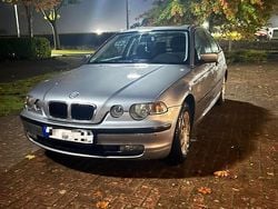 Gebraucht 2004 BMW 318 Compact Kleinwagen | 2.300 €