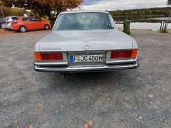 Silber Gebraucht 1976 Mercedes 450 Limousine | 14.000 €