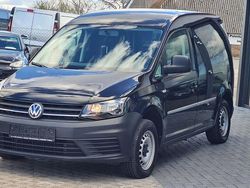 Schwarz Gebraucht 2017 VW Caddy Van / Kleinbus | 12.870 € (Fairer Preis)