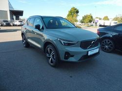 Grün Gebraucht 2025 Volvo XC40 Plus SUV | 42.500 € (Etwas zu teuer)