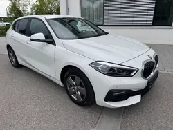 Alpinweiss iii Gebraucht 2022 BMW 118 Advantage Kleinwagen | 21.400 € (Fairer Preis)