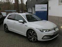 Weiß Gebraucht 2022 VW Golf Style Limousine | 24.990 € (Fairer Preis)